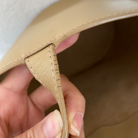 Tan OAD New York Bucket Bag - Picture 4 of 9